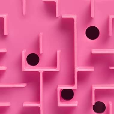 Pink ball maze
